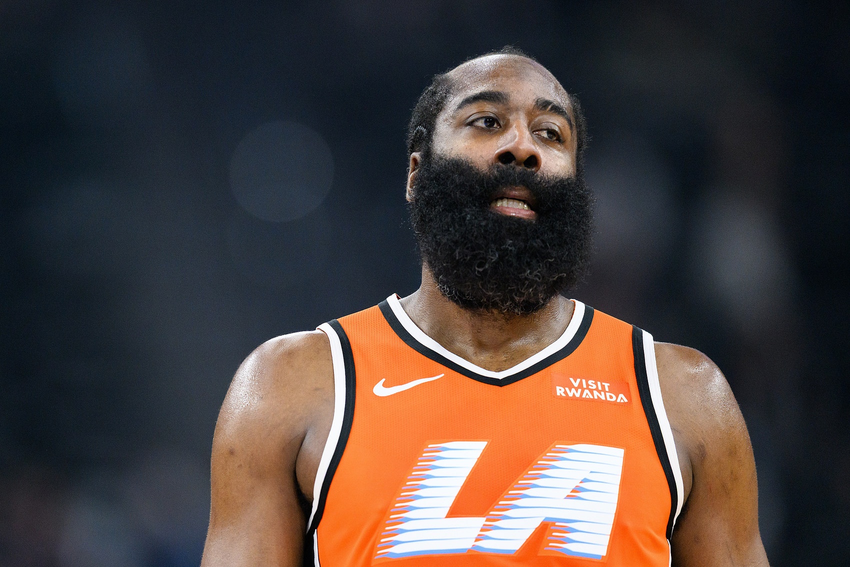 官方网站-下半场能回暖吗？哈登上半场13中3&amp;三分8中1 仅得10分4助攻